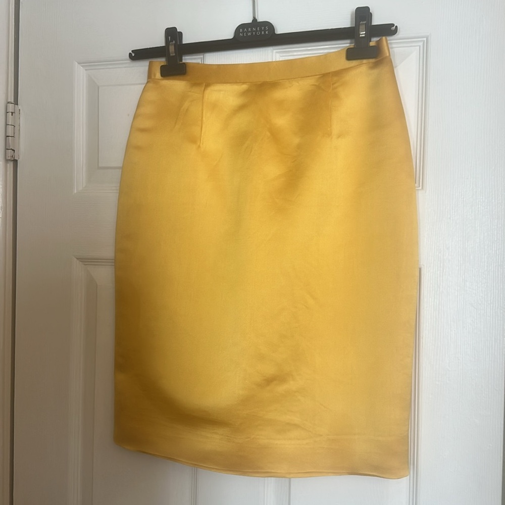 Carolina Herrera Yellow Gold Satin Pencil Skirt - size 8